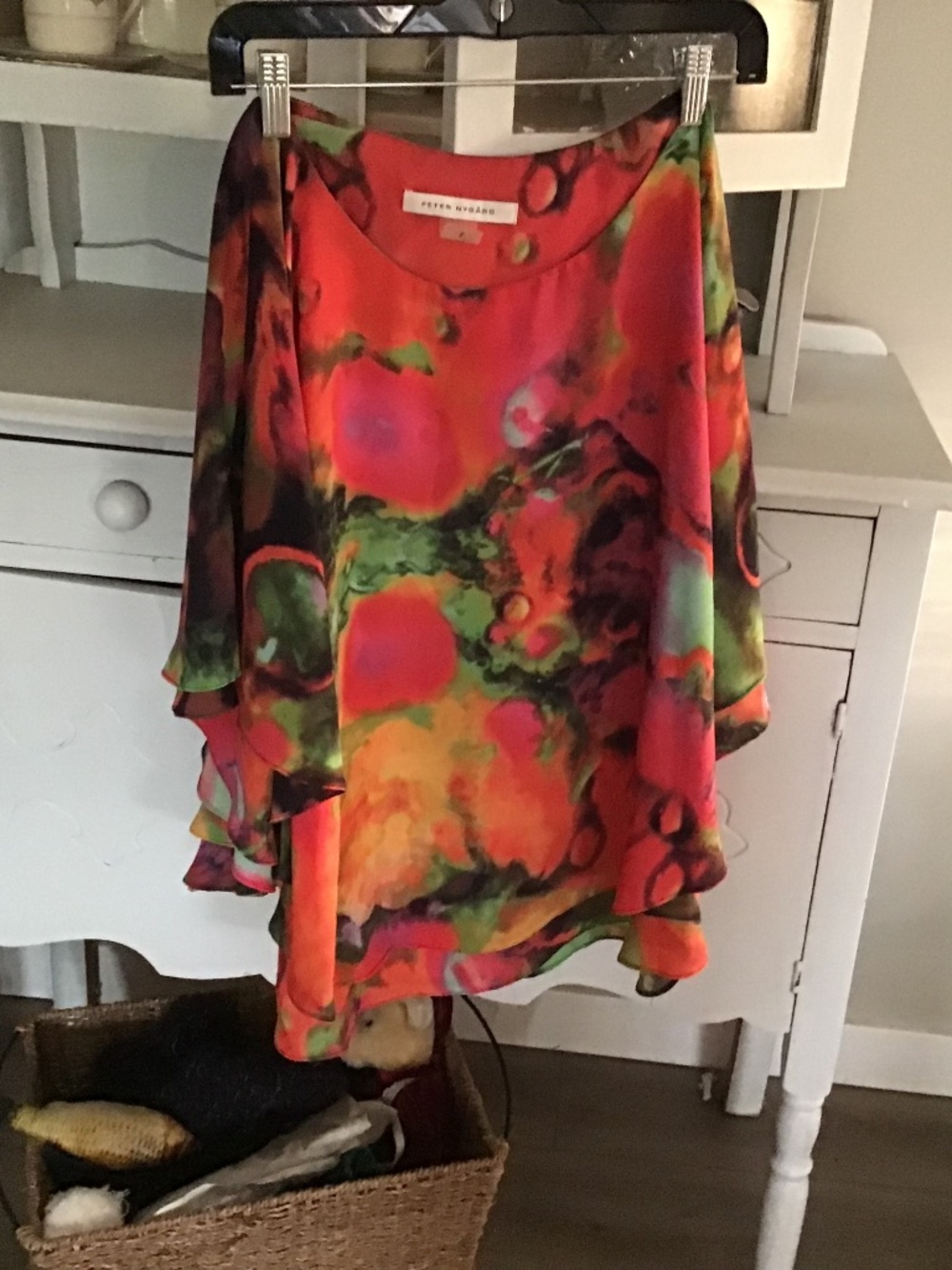 Peter Nygard art-to-wear floral layered bell sleeve gorgeous blouse